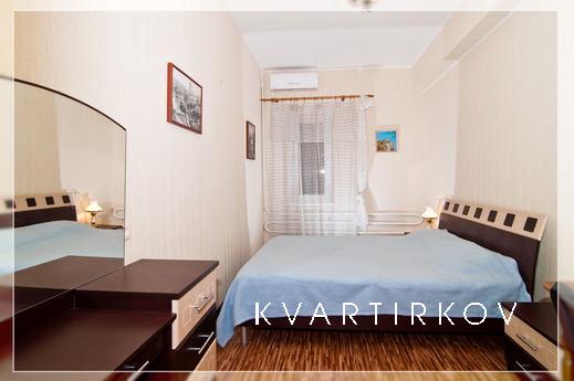 Rent 2 k.kv. renovated with 2 minutes of Pushkinskaya. Comfo