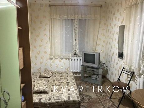 Сдаю в своем частном доме комнаты, Черноморск (Ильичевск) - квартира посуточно
