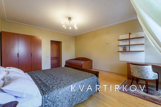 VIP apartment on Mayakovsky, Санкт-Петербург - квартира подобово