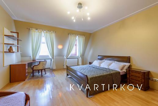 VIP apartment on Mayakovsky, Санкт-Петербург - квартира подобово