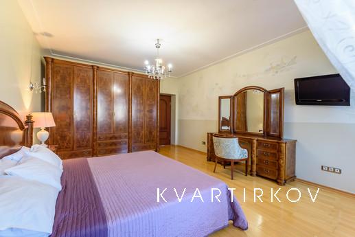 VIP apartment on Mayakovsky, Санкт-Петербург - квартира подобово