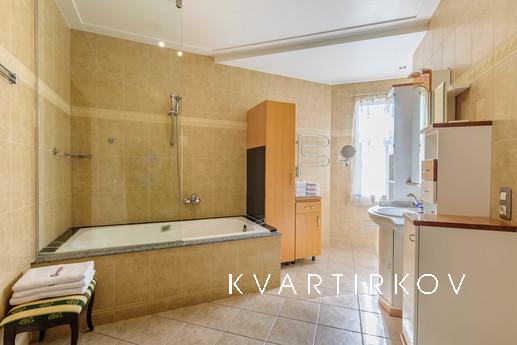 VIP apartment on Mayakovsky, Санкт-Петербург - квартира подобово