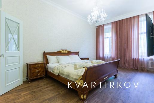 Luxury apartment with garden view, Санкт-Петербург - квартира подобово