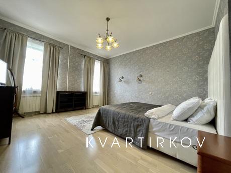 Apartment overlooking the Fontanka River, Санкт-Петербург - квартира подобово