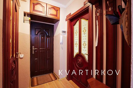1-bedroom: 300-350 UAH per day, Lviv - apartment by the day