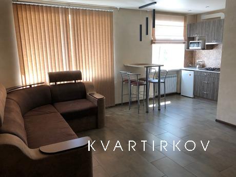 Newly renovated two-room apartment in the very center of Ber