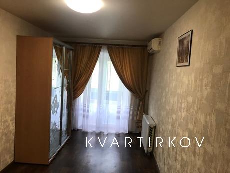 2x com. apartment in the center of Berdy, Berdiansk - apartment by the day