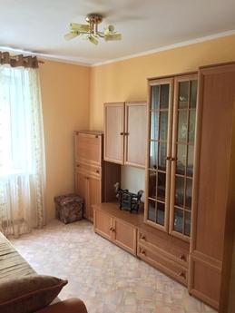 2x com. apartment in the center of Berdy, Berdiansk - apartment by the day