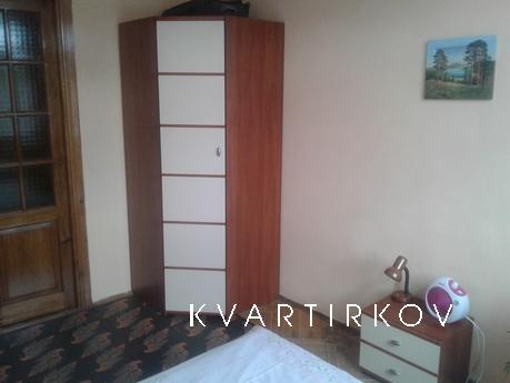3 bedroom apartment in the center of Kie, Kyiv - apartment by the day