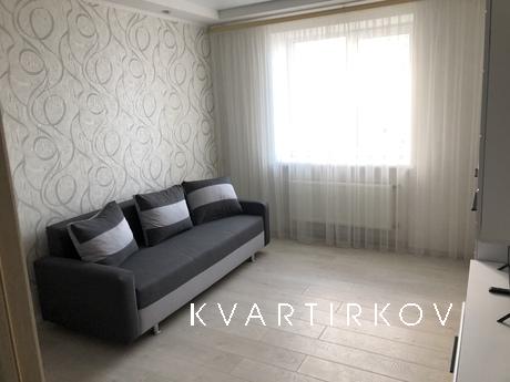 Nice apartment with sea view !!!, Chernomorsk (Illichivsk) - apartment by the day