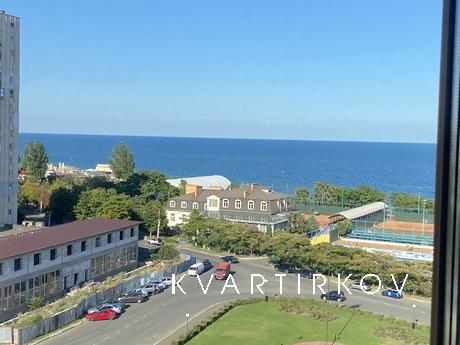 Nice apartment with sea view !!!, Chernomorsk (Illichivsk) - apartment by the day