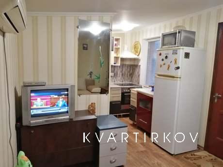 Apartment for rent private house, Kyiv - apartment by the day