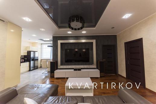 3-room LCD Cape Cooper, Vladivostok - apartment by the day