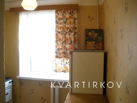 I am owner of the flat near the M.Bot.Sa, Kharkiv - apartment by the day