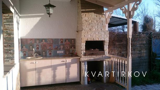 Townhouse luxury 1lin. from the beach. G, Gribovka - apartment by the day