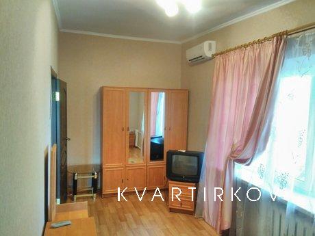 Rent your kopeck piece close to the sea, Chernomorsk (Illichivsk) - apartment by the day