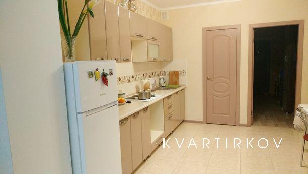 Spacious 50m apartment Island LCD, Odessa - apartment by the day