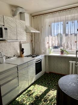 Сдам уютную 2х комнатную квартиру, Чорноморськ (Іллічівськ) - квартира подобово