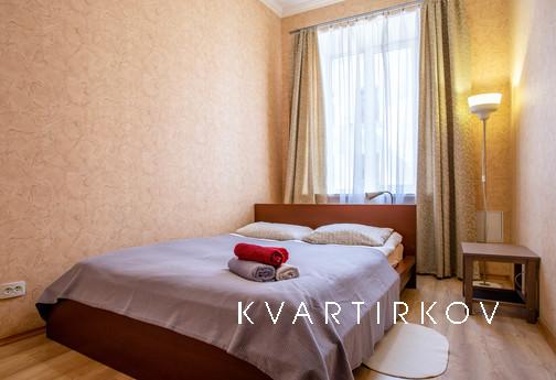 4-room apartment on Nevsky prospect 106, Saint Petersburg - apartment by the day