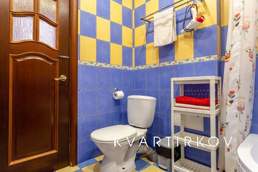 4-room apartment on Nevsky prospect 106, Saint Petersburg - apartment by the day