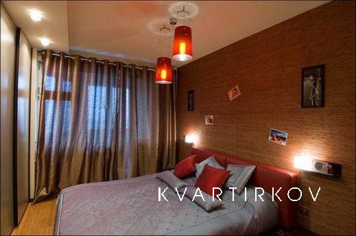 Podobovo zdayu two-bedroom apartment in, Ivano-Frankivsk - apartment by the day