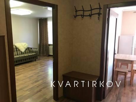 3X-COM IN THE CENTER OF DNIPRA, SHEVCHEN, Dnipro (Dnipropetrovsk) - apartment by the day