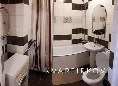 Отличная квартира в новом доме!, Екатеринбург - квартира посуточно