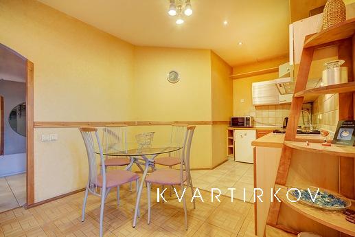 2 bedroom apartment in center, Санкт-Петербург - квартира подобово