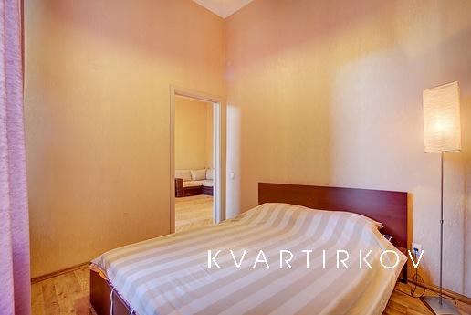 2 bedroom apartment in center, Санкт-Петербург - квартира подобово