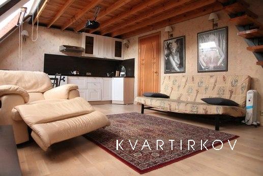 Luxurious apartment in the center of 1k!, Saint Petersburg - apartment by the day