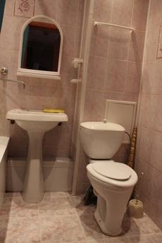 Солнечная квартира в мкр 'Никольский', Сургут - квартира посуточно