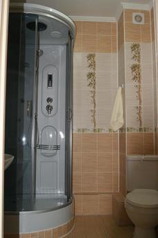 Сдам посуточно стильную и комфортную  для проживания  и  при