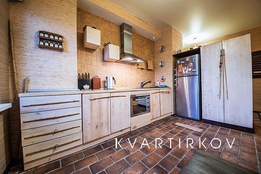 Элитные 1 комнатные апартаменты 2.500, Краснодар - квартира посуточно