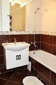 Элитная двухкомнатная квартира студия, Краснодар - квартира посуточно