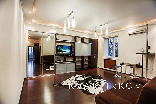 Современная 2 ком. квартира бизнес класс, Краснодар - квартира посуточно