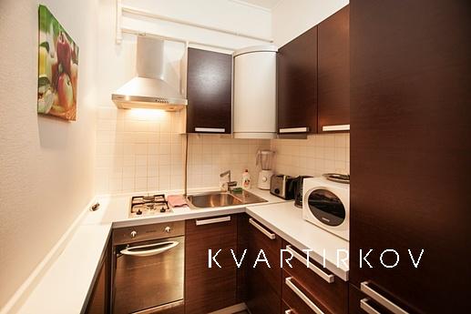 Современная 2 ком. квартира бизнес класс, Краснодар - квартира посуточно