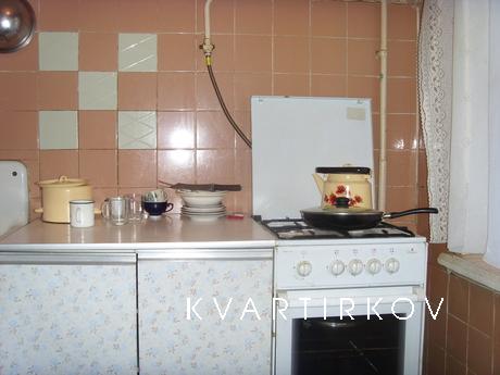 УЮТНАЯ КВАРТИРА НА СУТКИ НА ЩЕЛКОВСКОЙ, Москва - квартира посуточно