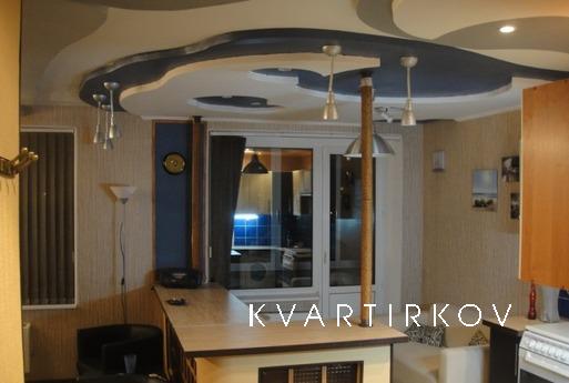 For rent luxury apartment-studio-pereplanirovka.Dizaynersky 