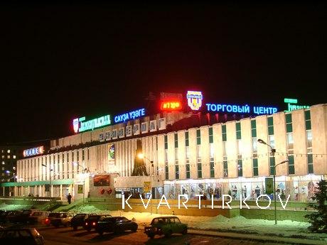 Квартира на Менделеева  ТЦ Баш.чист.тёпл, Уфа - квартира посуточно