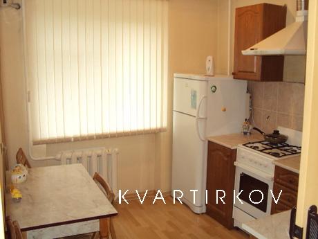 Сдаю 1к кв посуточно 18 Линия/Шолохова, Ростов-на-Дону - квартира посуточно