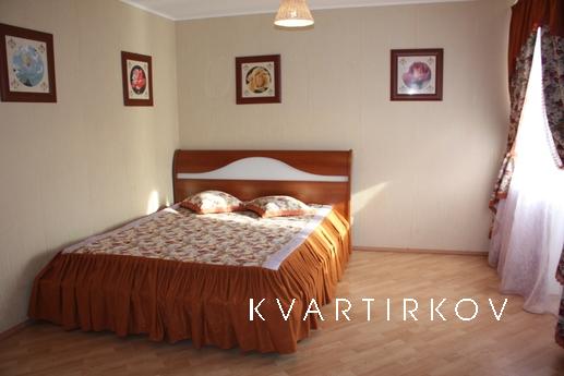 Новая дизайнерская квартира-студия, Екатеринбург - квартира посуточно