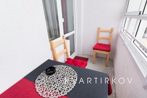 Красавица 'Искра' посуточно, Екатеринбург - квартира посуточно