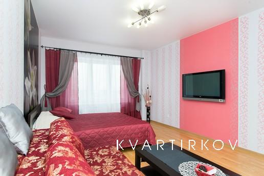 Красавица 'Искра' посуточно, Екатеринбург - квартира посуточно