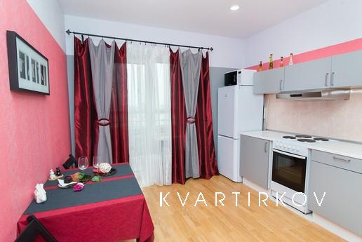 Красавица 'Искра' посуточно, Екатеринбург - квартира посуточно