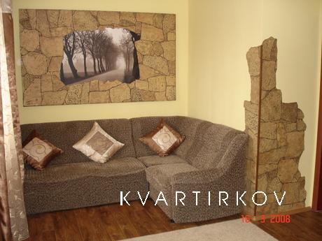 Отличная квартира с дизайнерской отделкой и домашним кинотеа