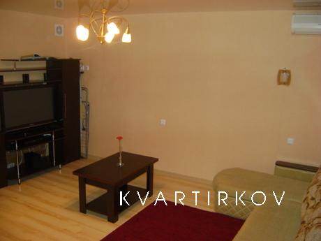 сдается квартира с современным евроремонтом,командировочным 