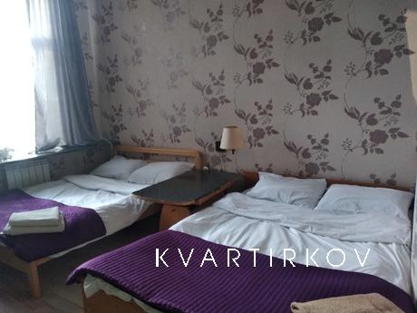 вместительная 4х комнатная на Бессарабке, Киев - квартира посуточно