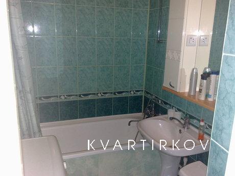 КВАРТИРА В САМОМ ПРЕСТИЖНОМ МЕСТЕ ЦЕНТРА, Екатеринбург - квартира посуточно