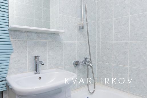 Affordable APARTMENT IN THE HEART OF THE, Yekaterinburg - apartment by the day