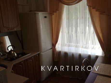 КВАРТИРА НЕДАЛЕКО ОТ ЦЕНТРА, Екатеринбург - квартира посуточно